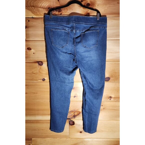 Torrid Cropped Jeans Women's Size 2 Lean Jean Crop Denim Pull On Stretch Skinny - Picture 6 of 10